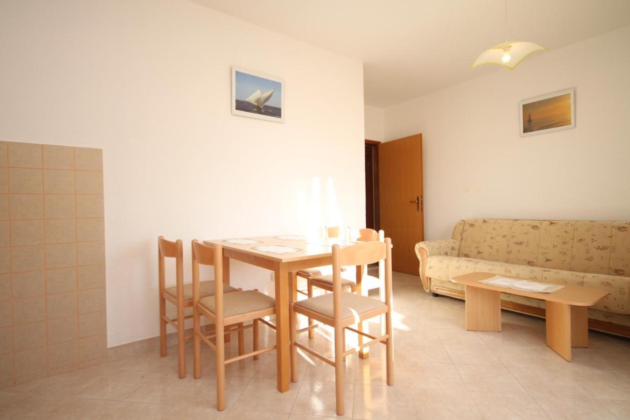 Apartments With A Parking Space Seget Vranjica, Trogir - 8507 Luaran gambar